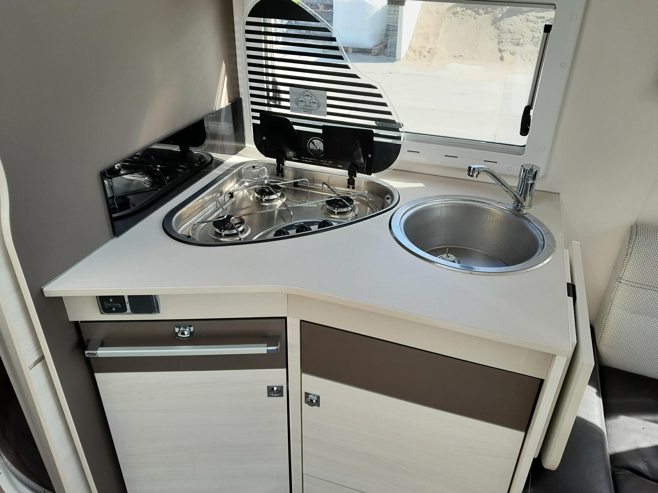 4-persoons all-in camper huren | luxe & heel compleet